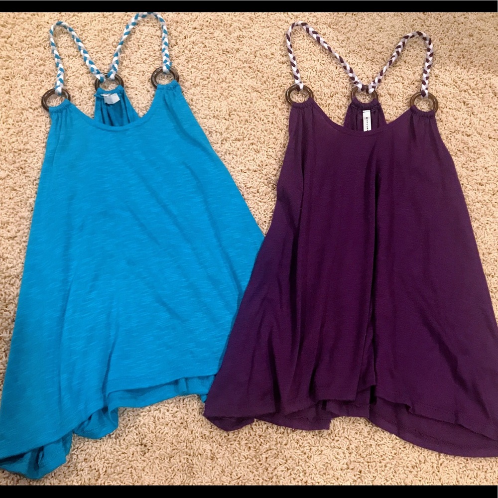 2 Discreet Tank Tops